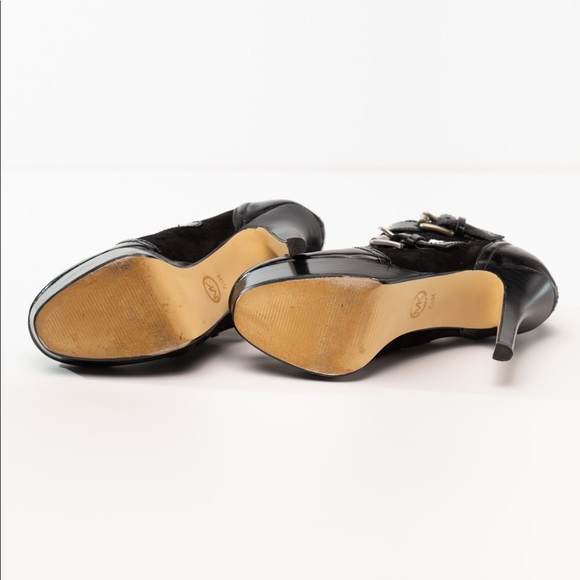 Michael Kors Black Buckle Heels 6.5 - Picture 4 of 4